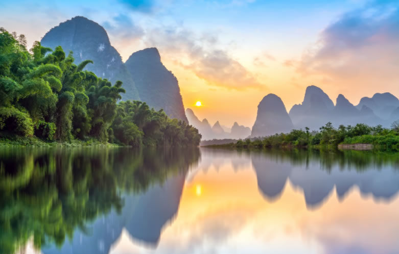 【绿宝石】之纯净桂林 桂林-阳朔双飞4晚5日游